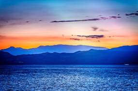 黄昏峡湾山水图片摄影